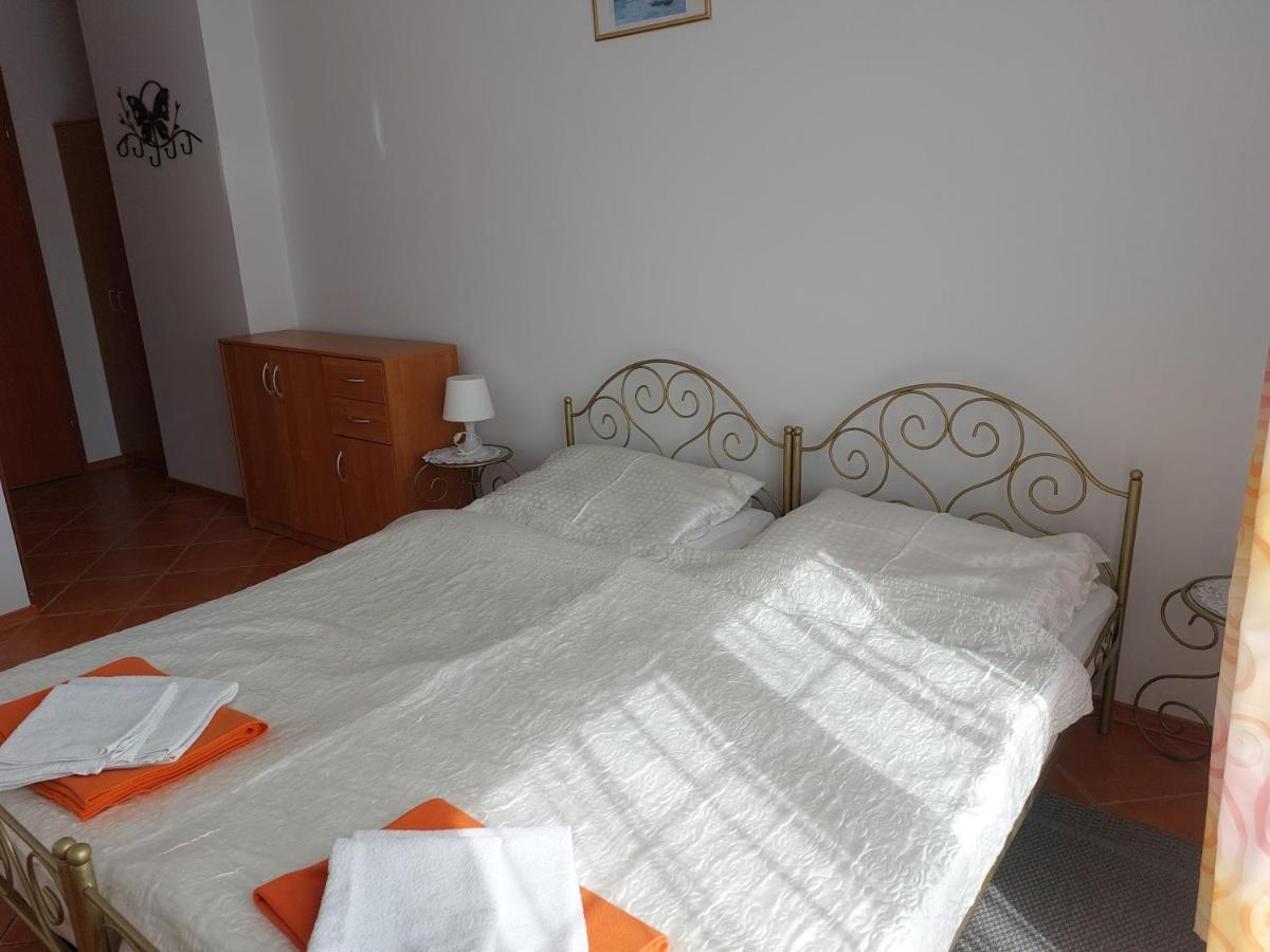 Bed & Breakfast Secesja *