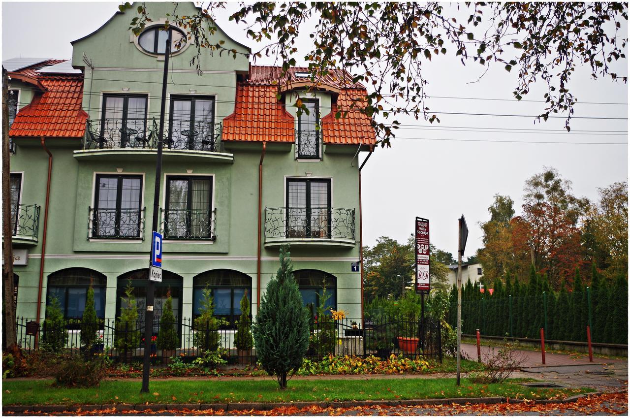 Secesja Bed & Breakfast Łeba